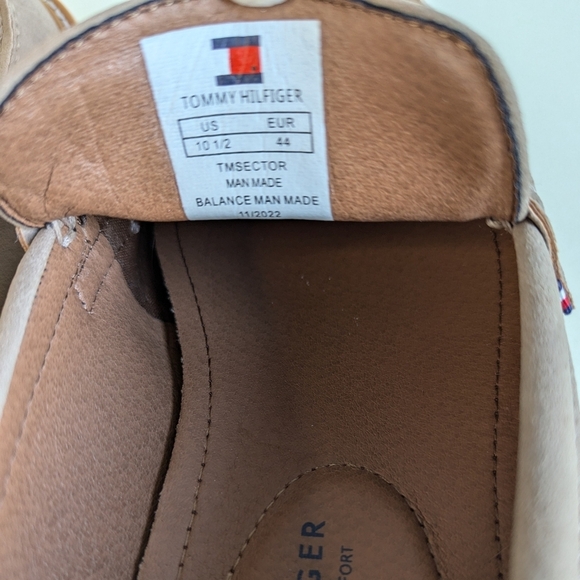 Tommy Hilfiger Cushioned Sector Round Toe Platform Penny Loafer Camel 10½ - Picture 10 of 10